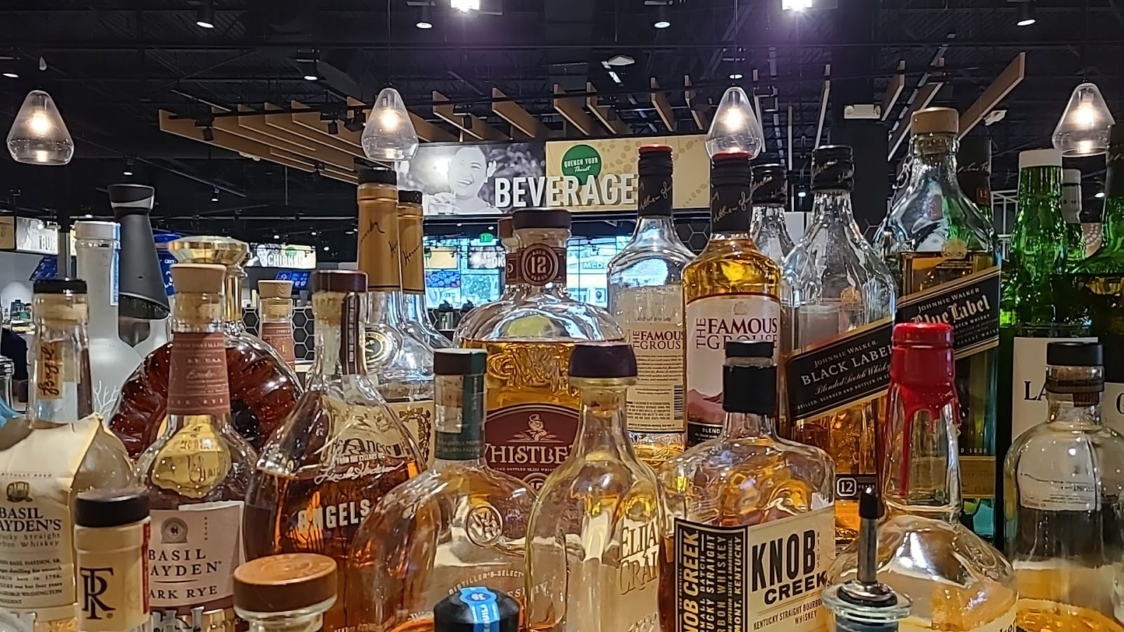 Pau Hana Bar