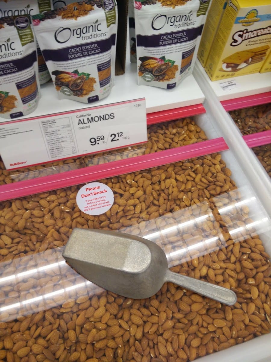 Bulk Barn, photo 3