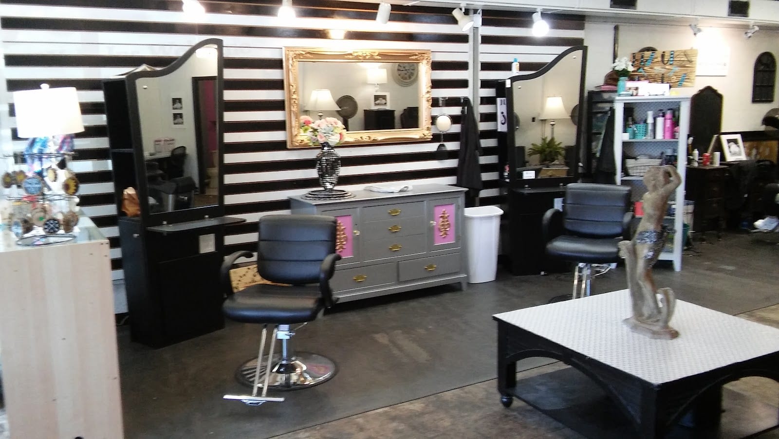 The Hair Shoppe, photo 2