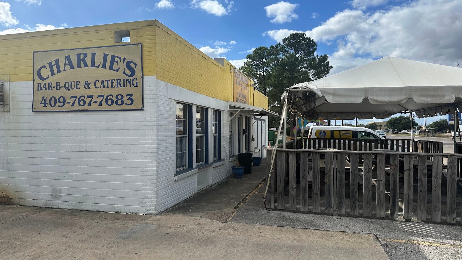 Charlie's Bar B Que & Catering, photo 2
