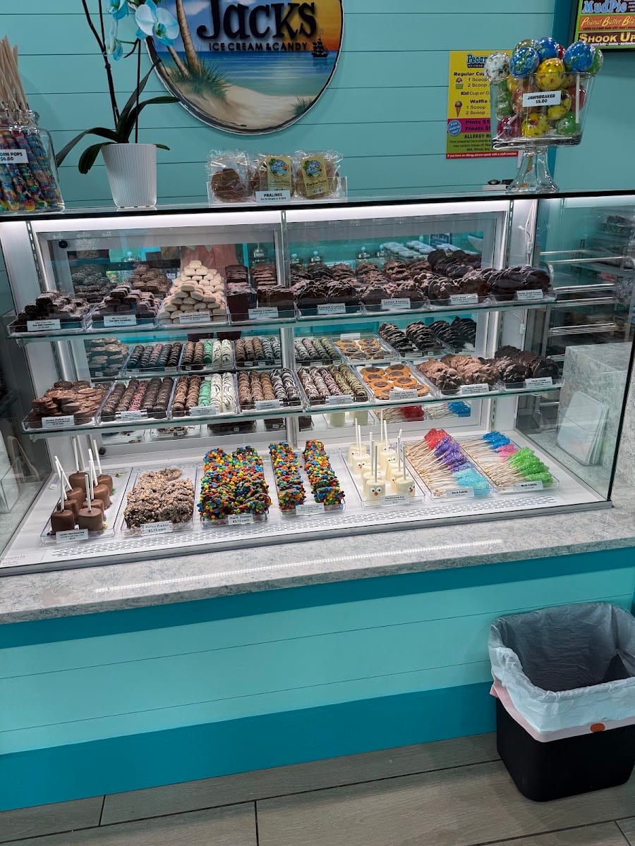 Pecan Jacks Ice Cream & Candy - Fruitville Farms, photo 2