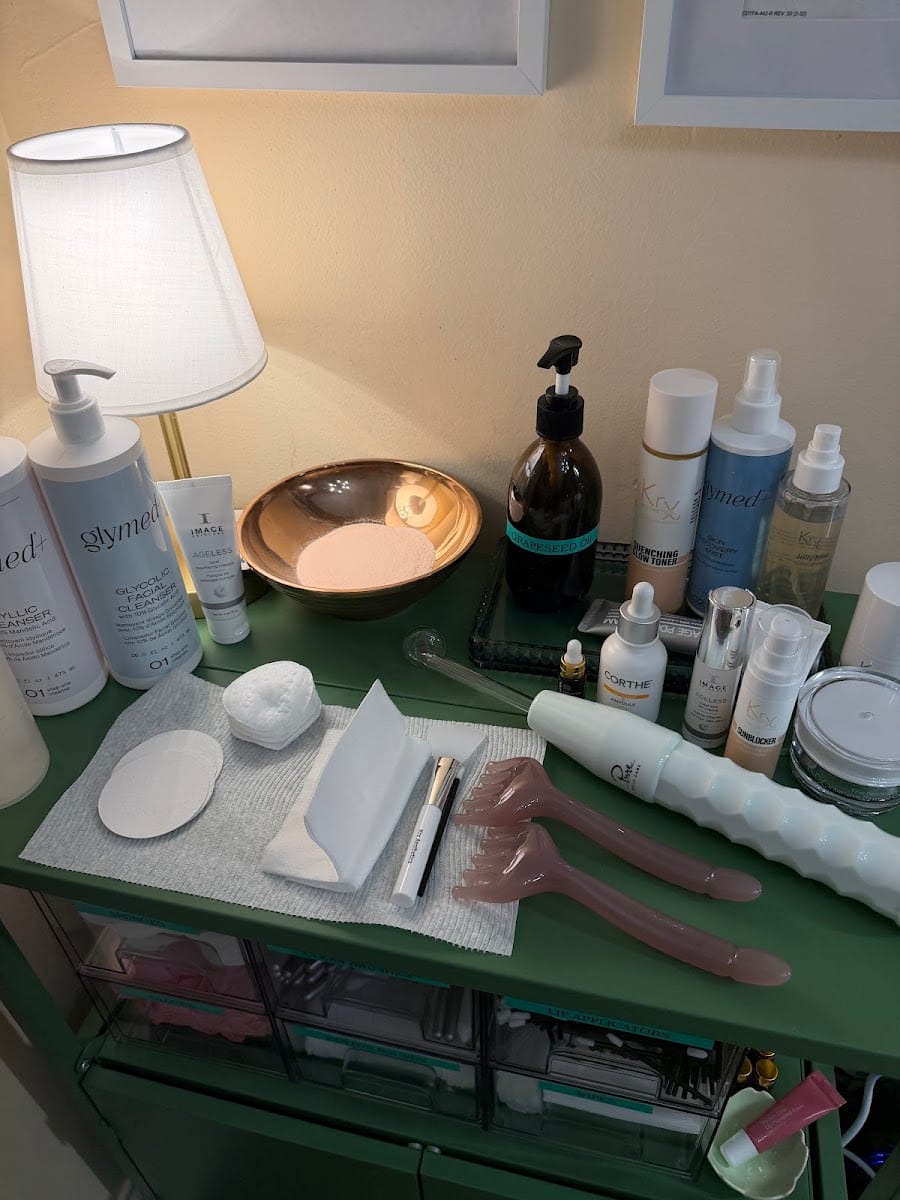 Skin Care by Court
