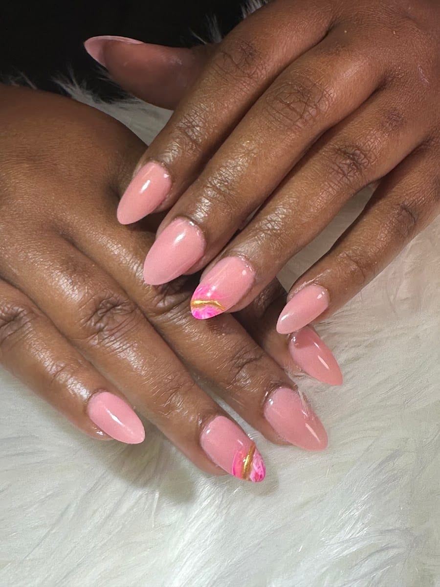 Soft Life Nail Studio