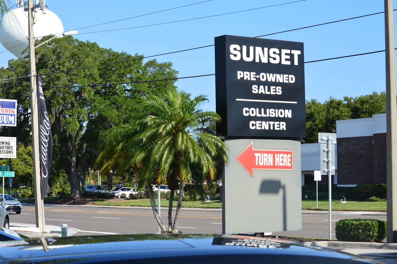 Collision Center at Sunset Cadillac of Sarasota, photo 2
