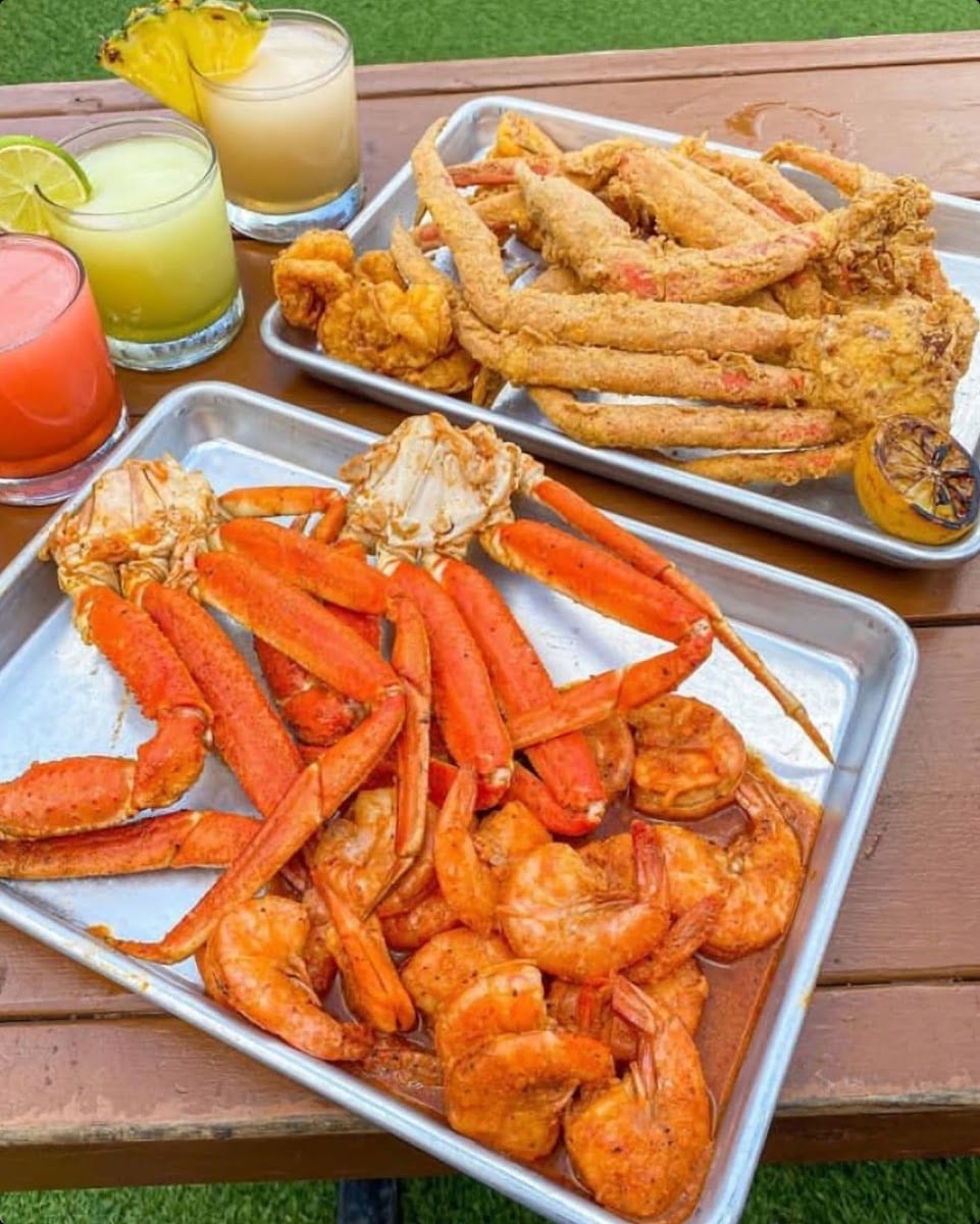 Sidewayz Sports Bar and Grill