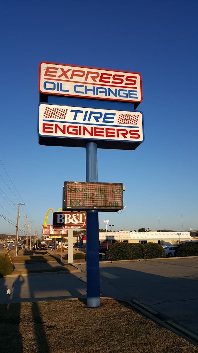 Express Oil Change & Tire Engineers, photo 4