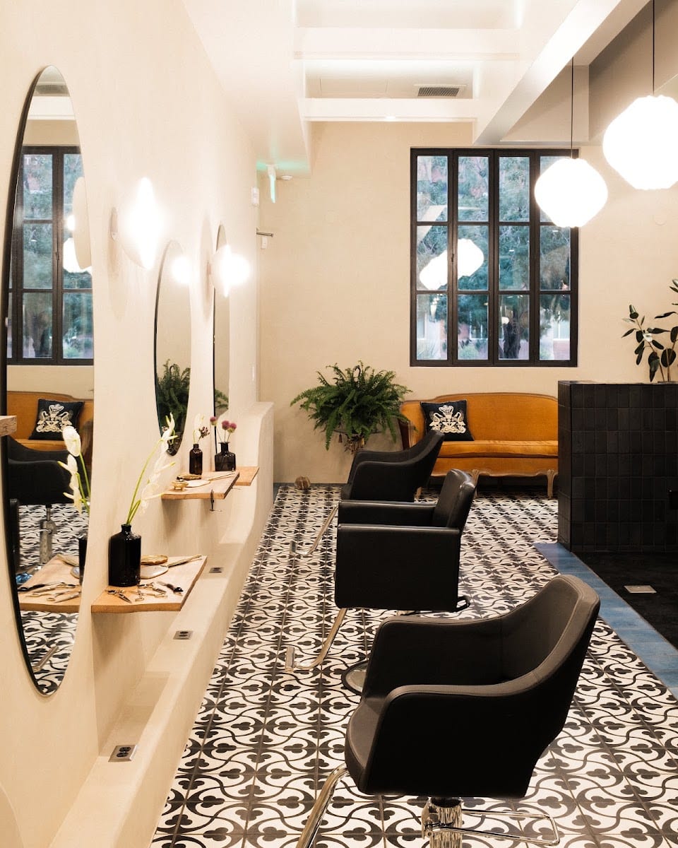 Faun Salon, photo 2