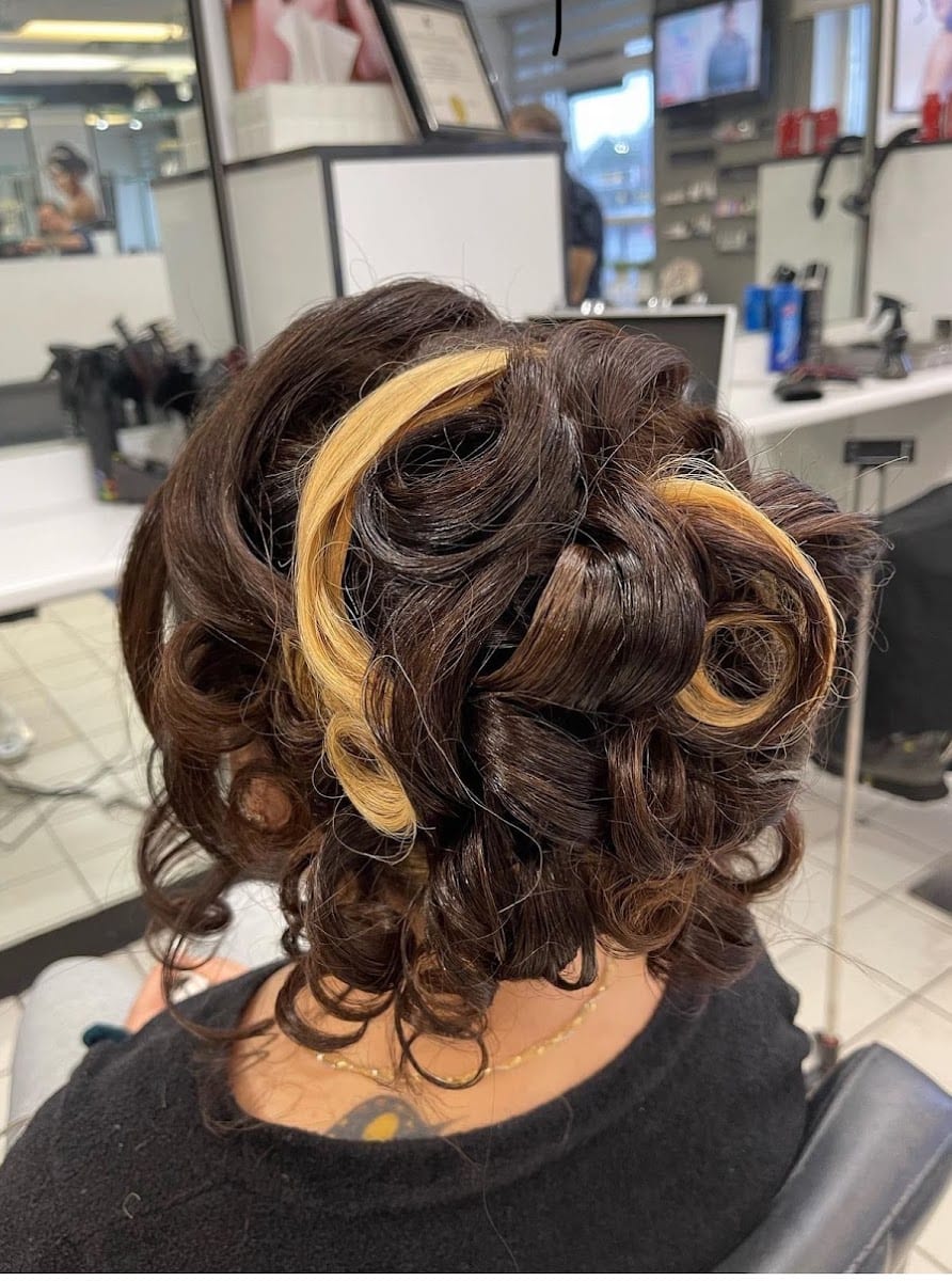 Nanaz Beauty Salon & barbershop