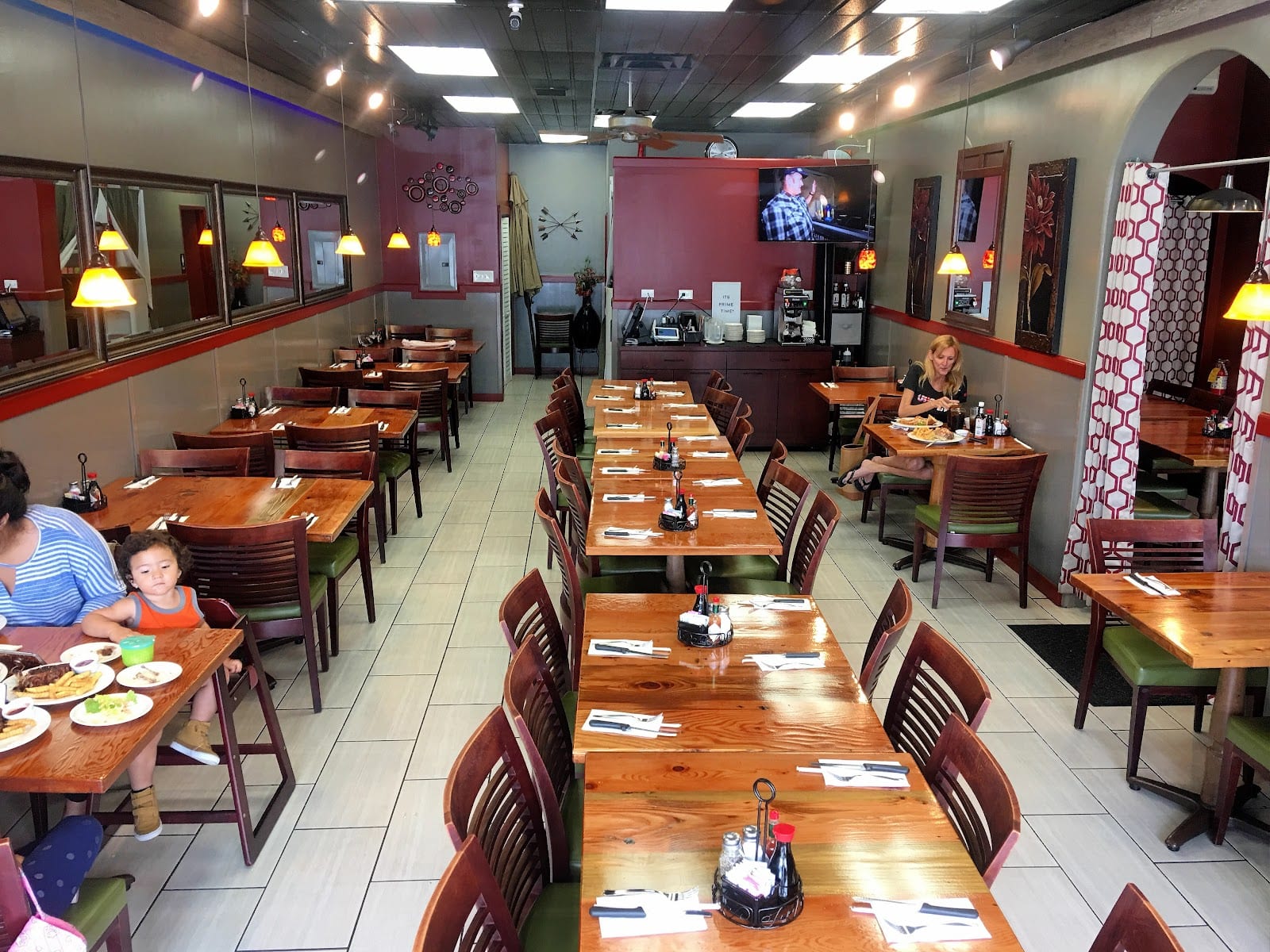Tiano's Restaurant