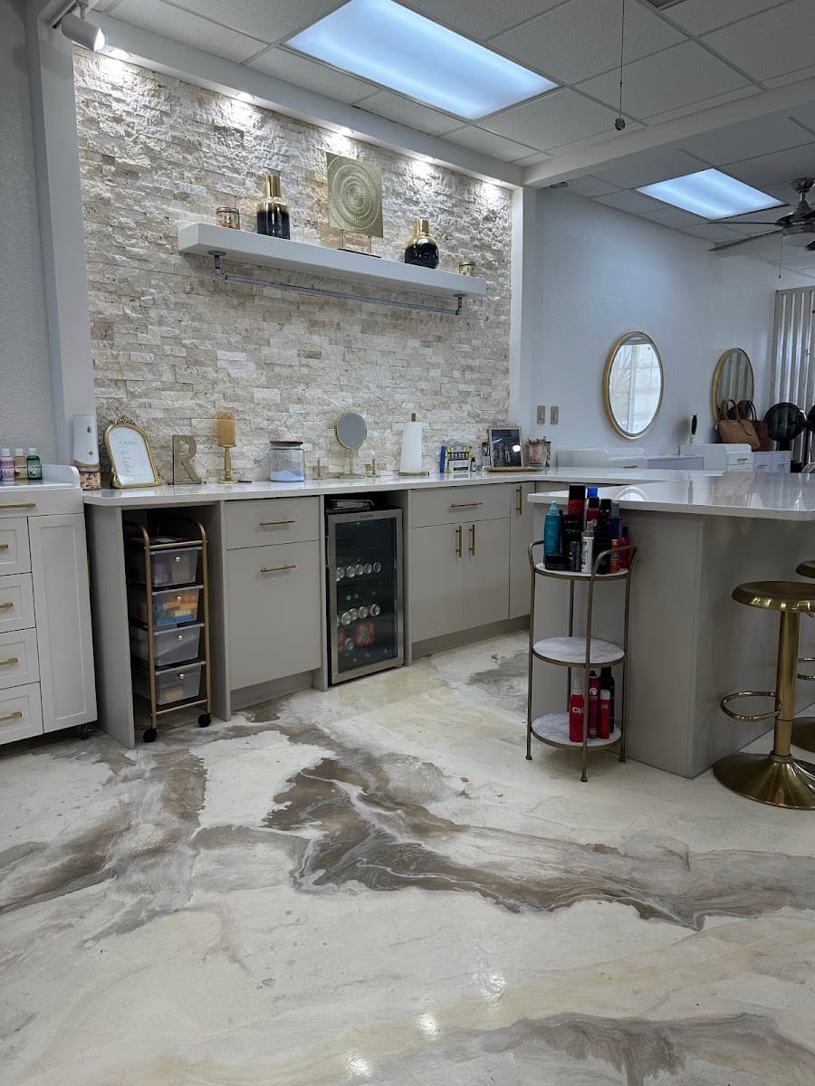 Renee Marie's Salon, photo 3