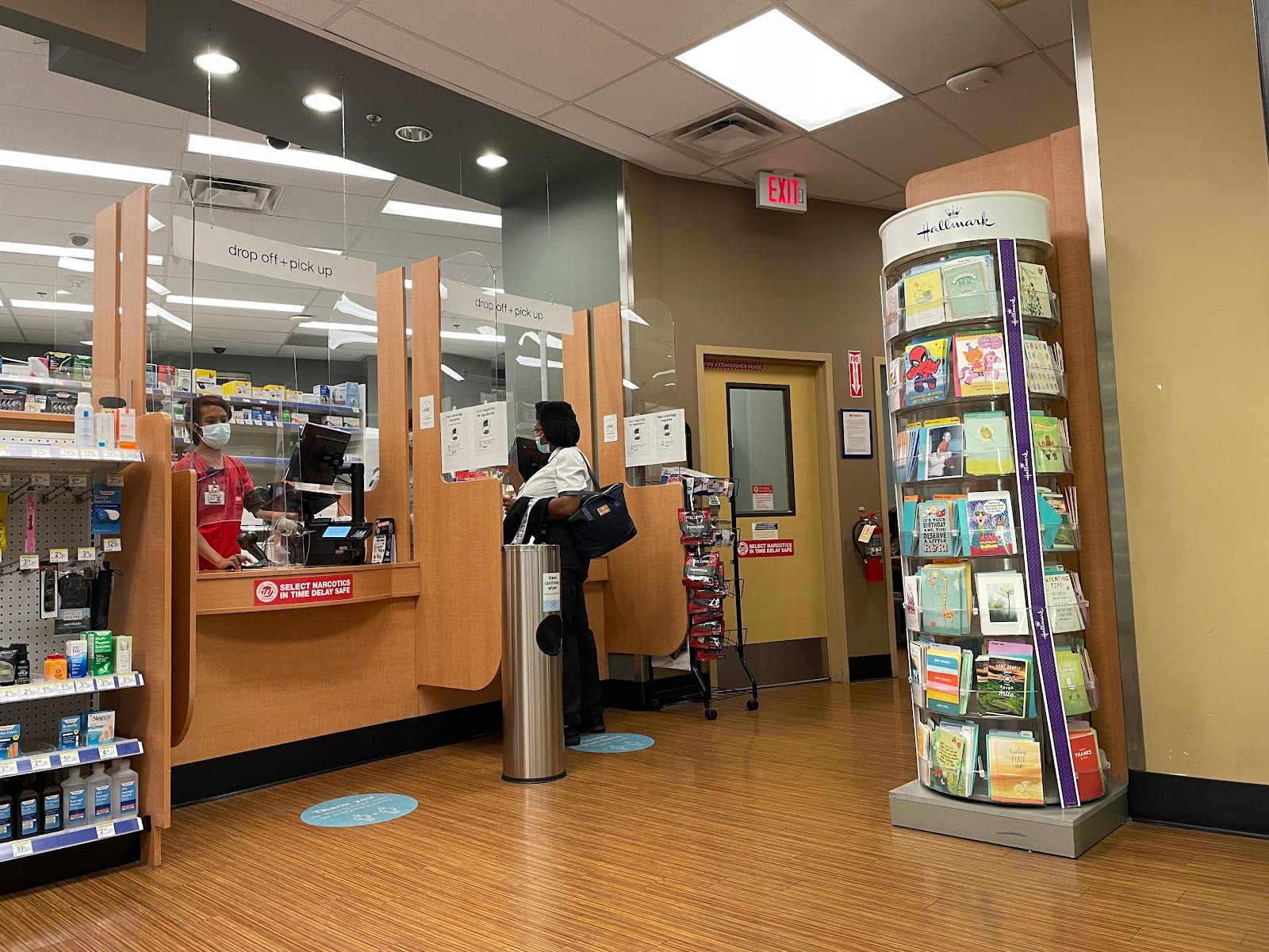 Walgreens Pharmacy at Mountain View Hospital