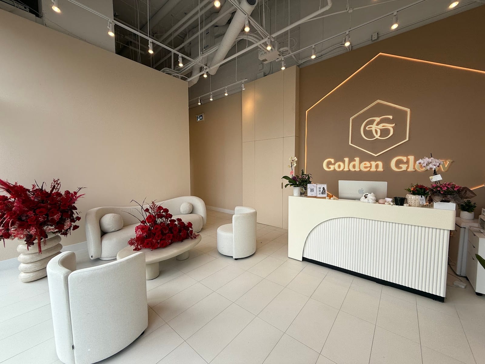 Golden Glow Skin Clinic
