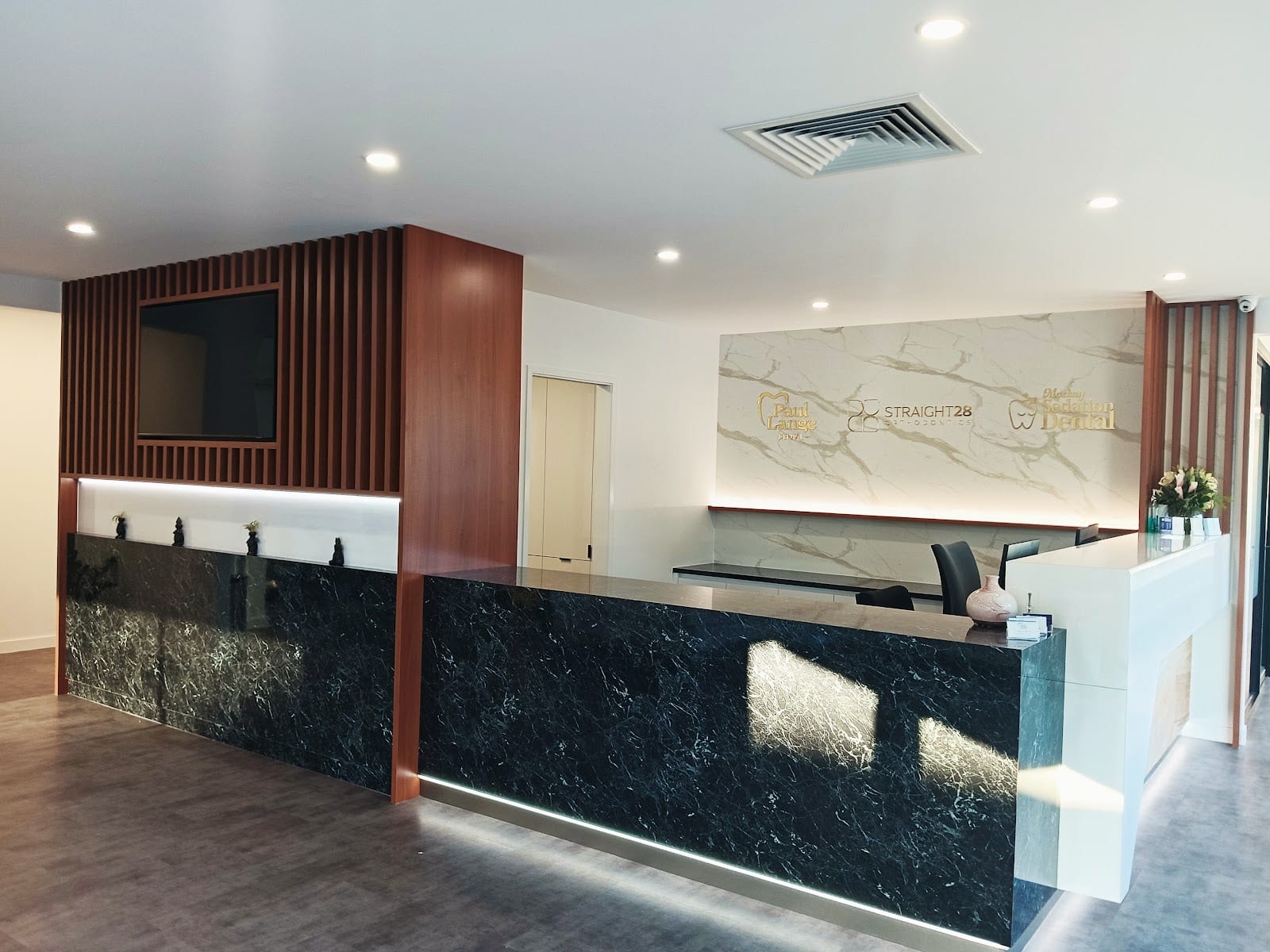 Paul Lange Dental, photo 2