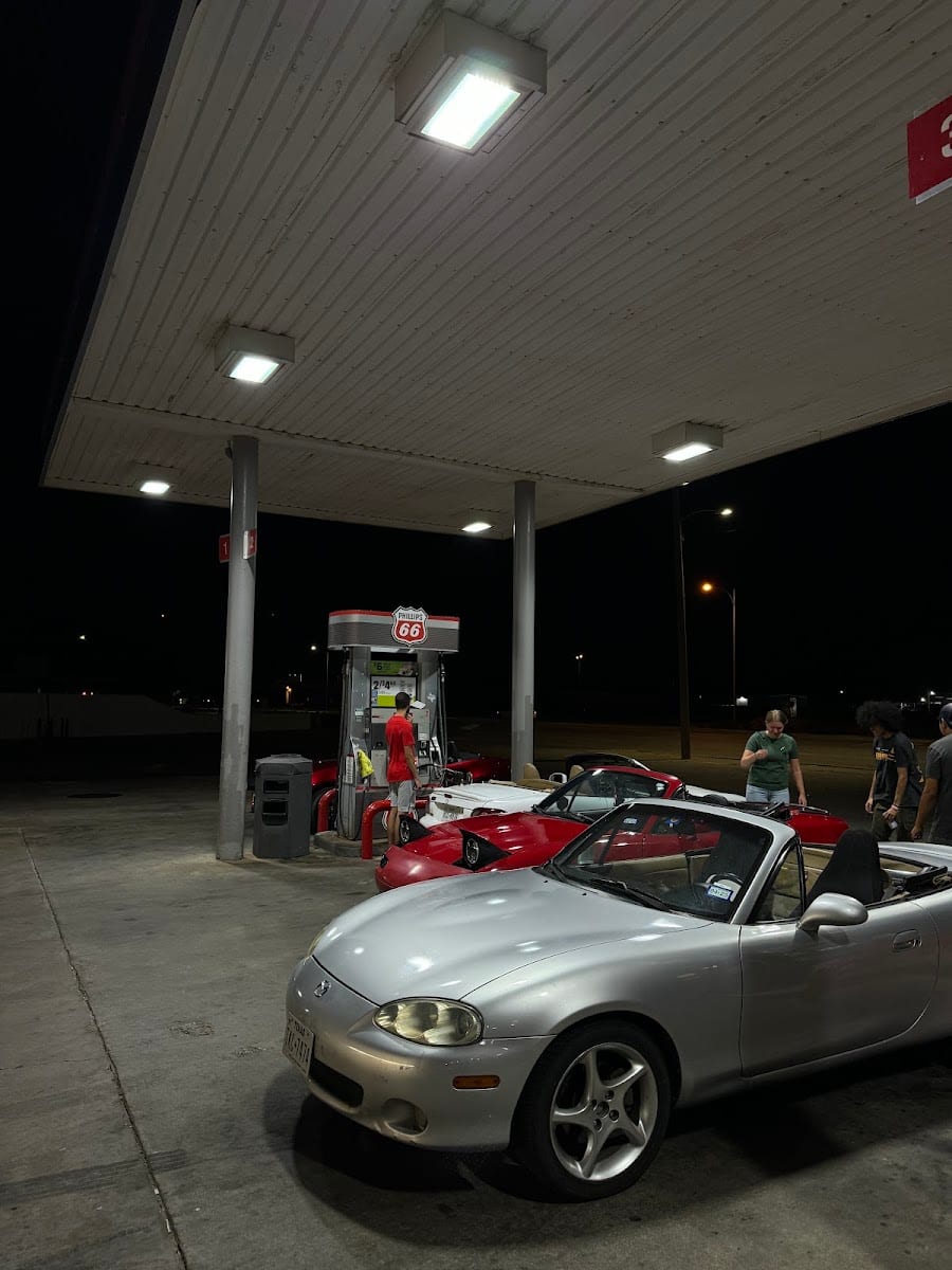 Phillips 66, photo 3