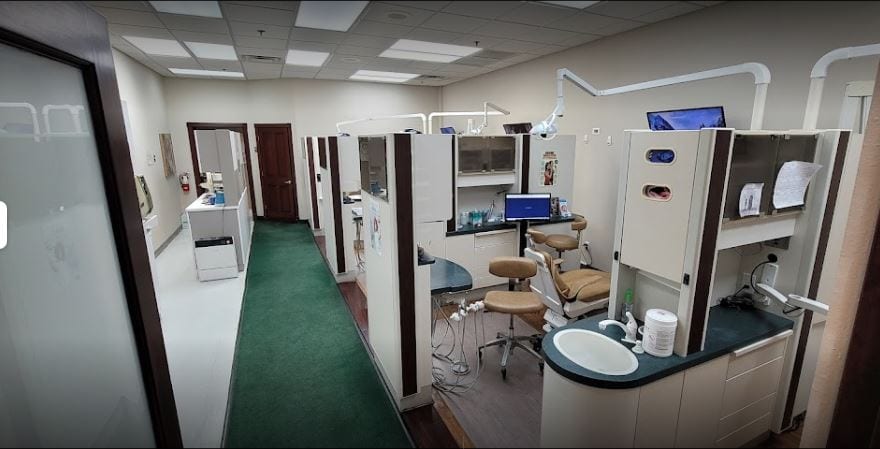 Howard Sommers, DDS - Signature Dentistry