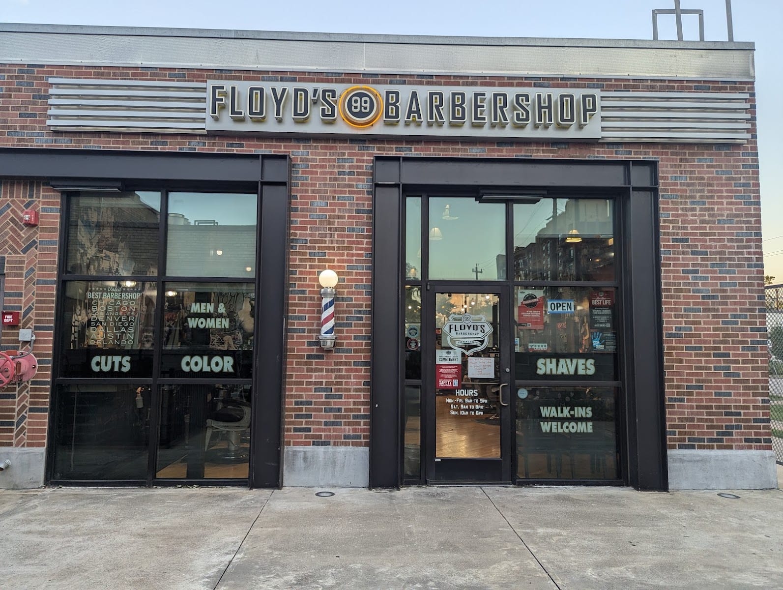 Floyd's 99 Barbershop
