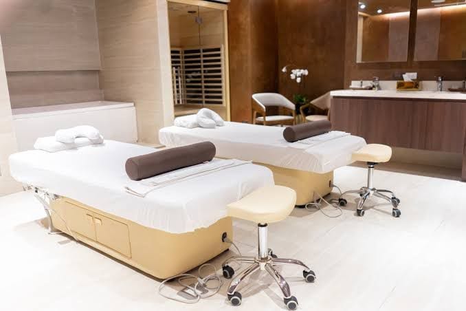 Royalty Massage N Spa