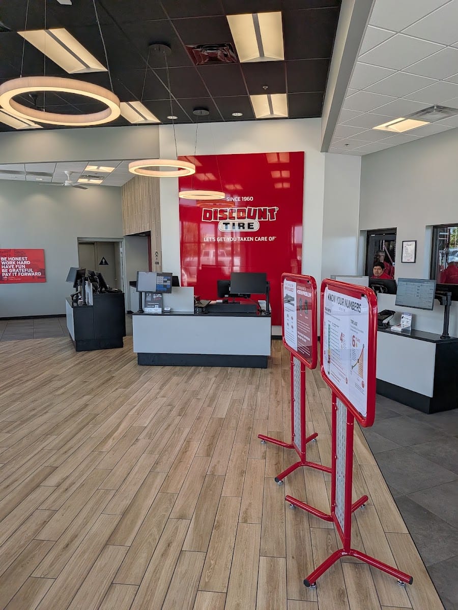Discount Tire, photo 4