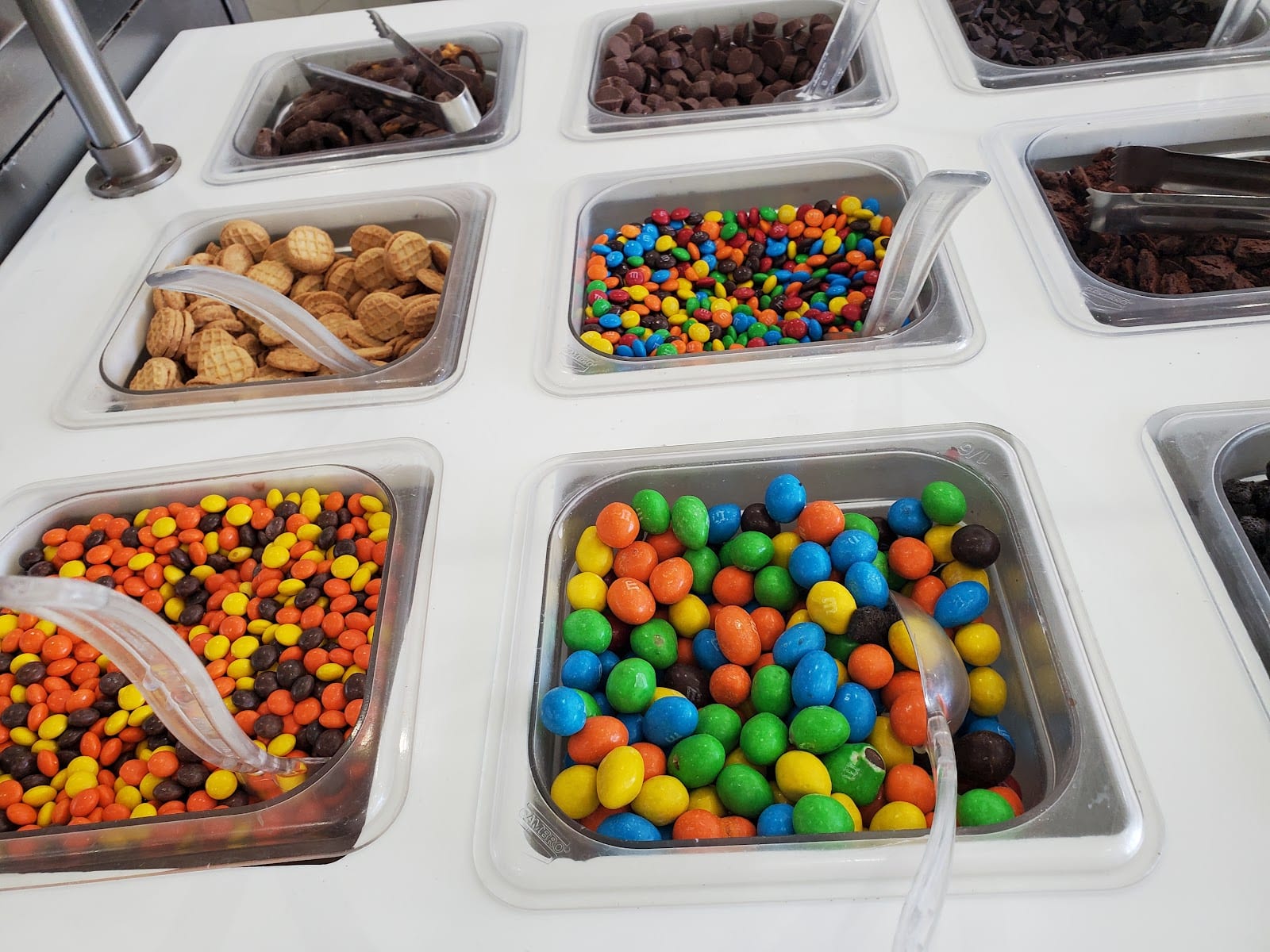 Yogurtland Fullerton, photo 4