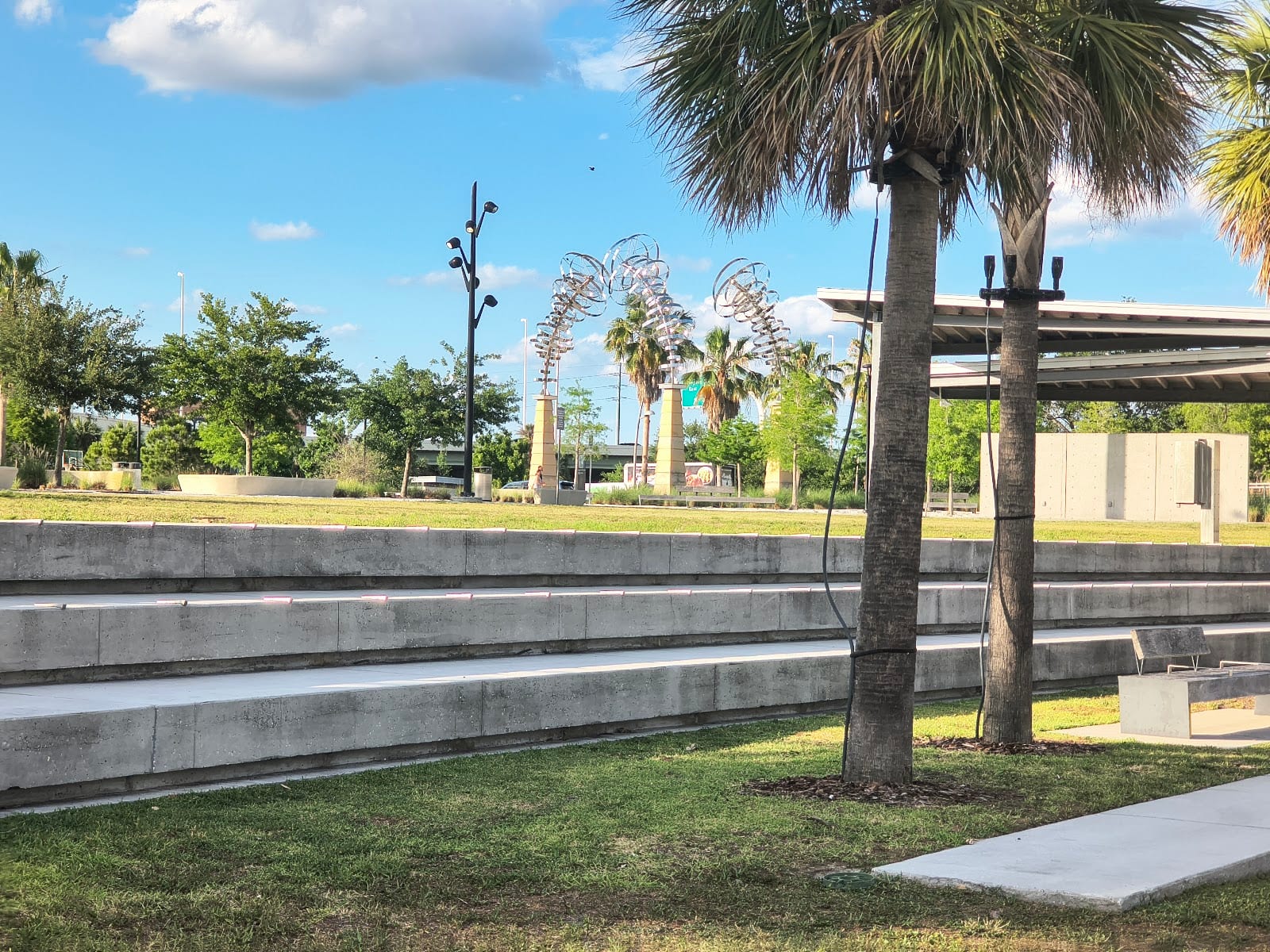 Julian B. Lane Riverfront Recreational Center, photo 3