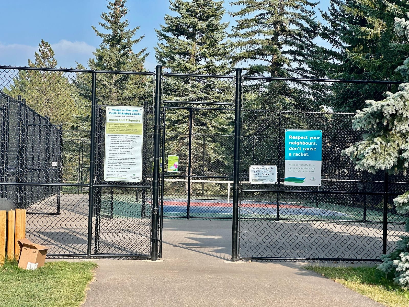Village on the Lake Pickleball Courts, photo 3
