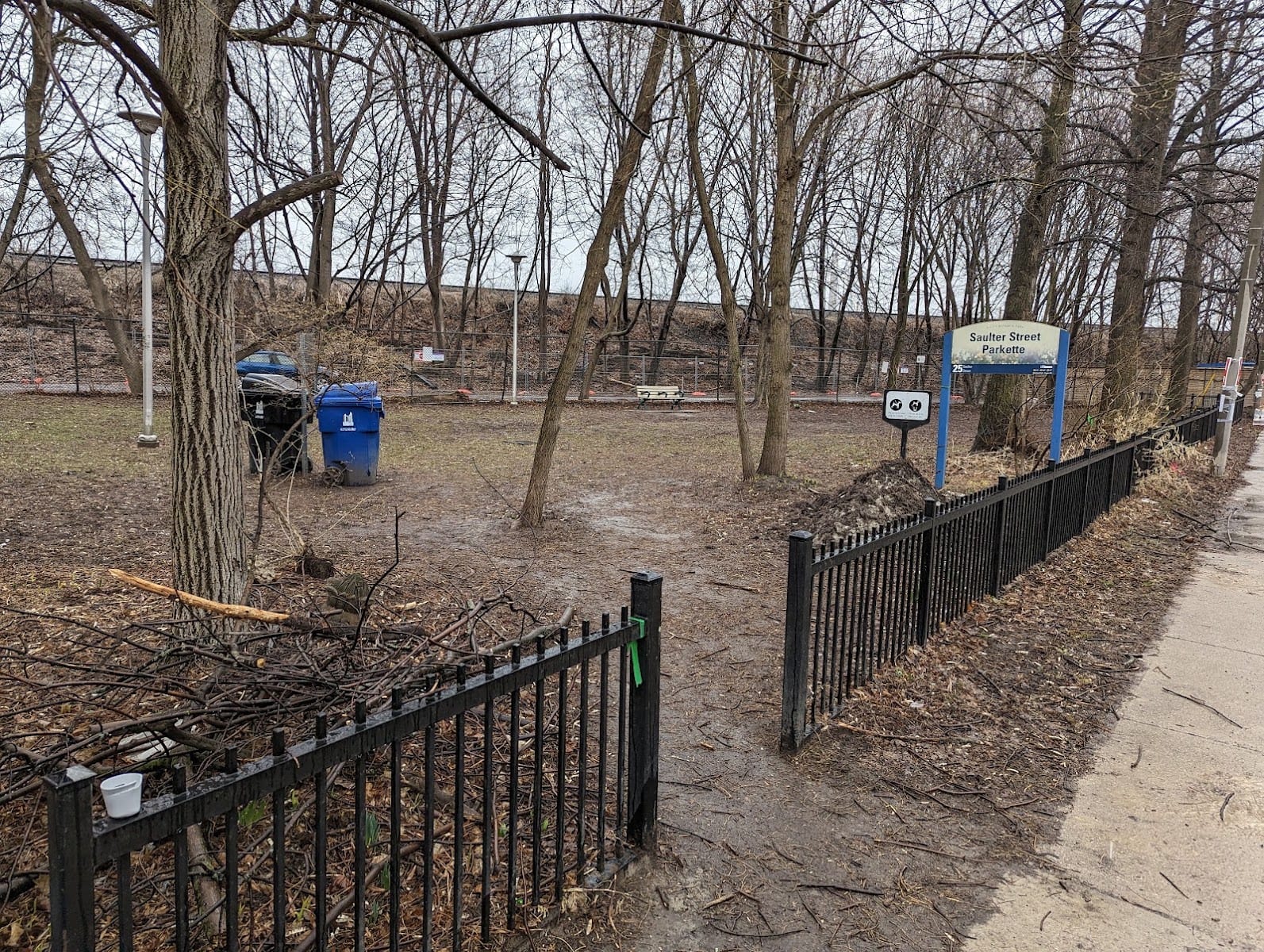 Saulter Street Parkette, photo 2