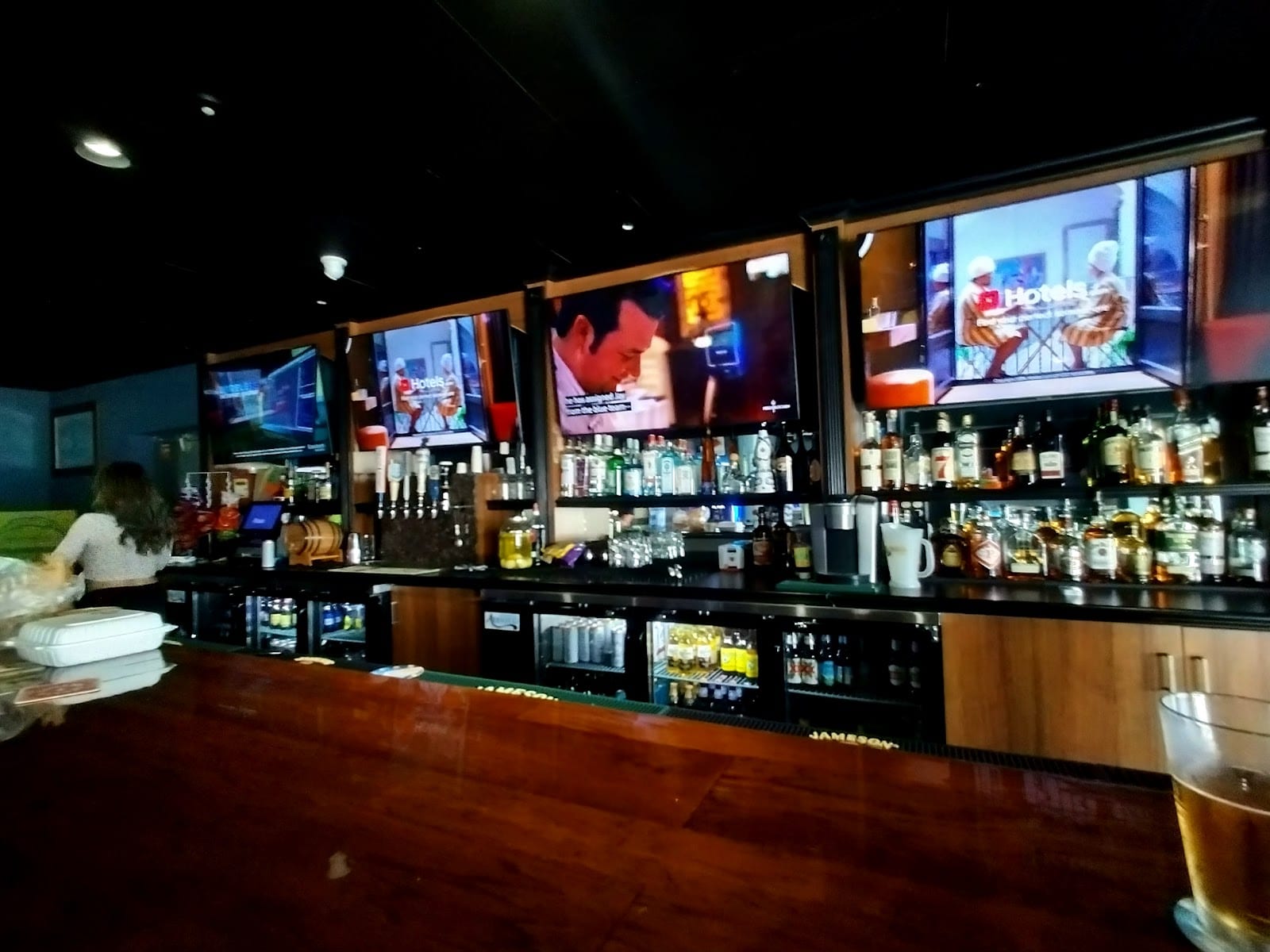 Harry's Irish Pub, photo 2