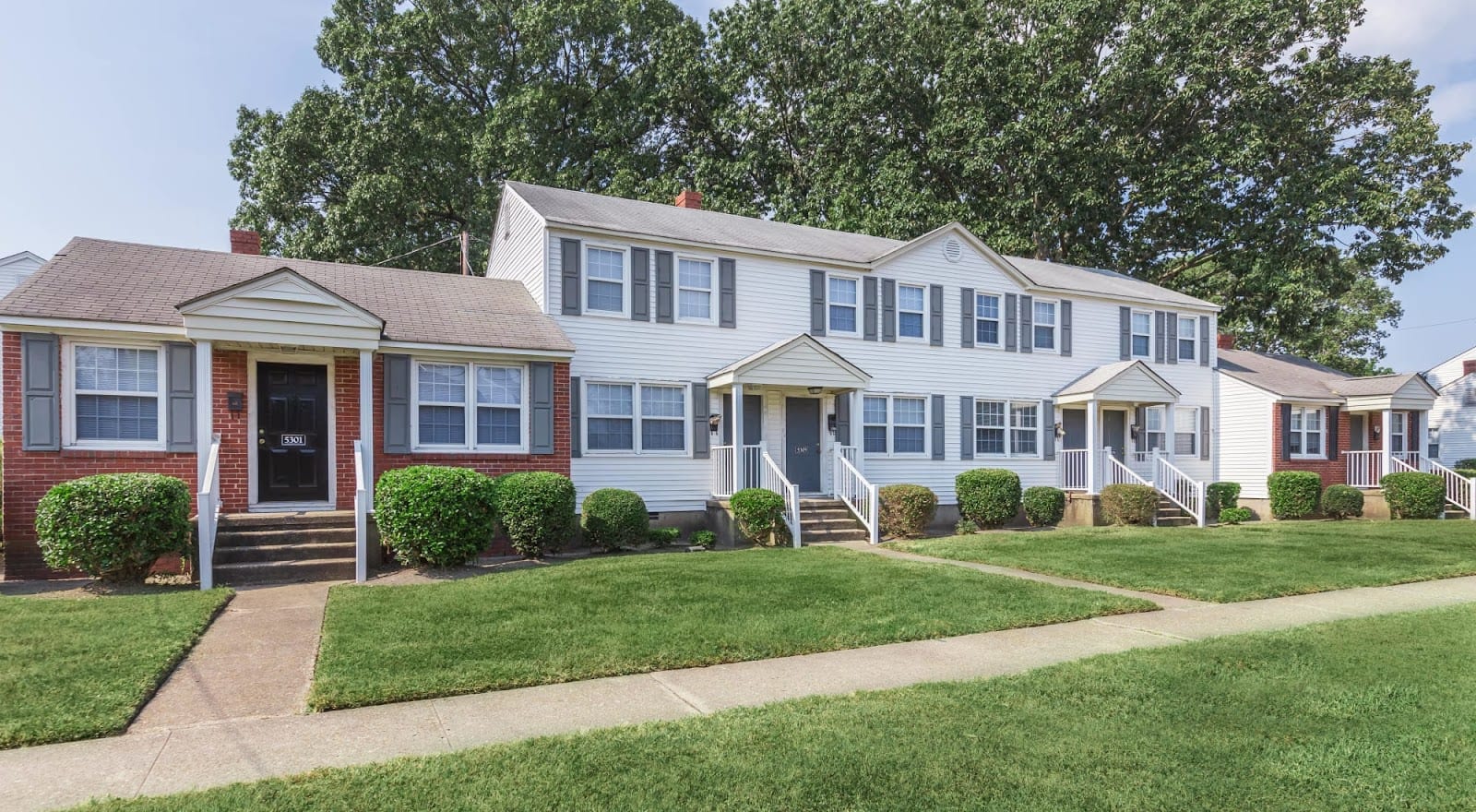 Cottage Grove Apartments and Townhomes, photo 2