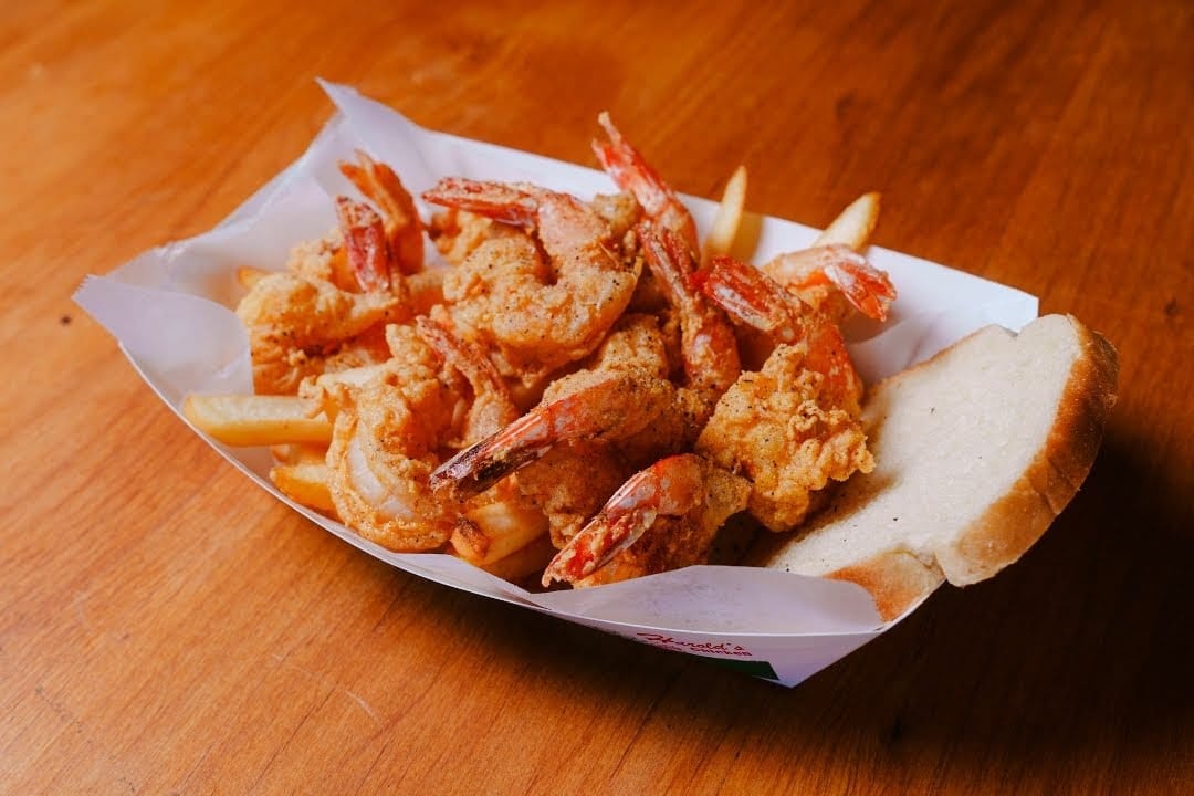 Harold's Chicken & Sports Bar, photo 3