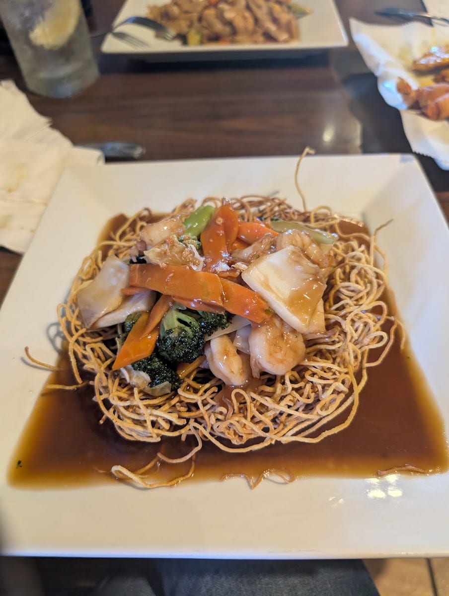 Charm Thai Kitchen & Sushi Bar, photo 3