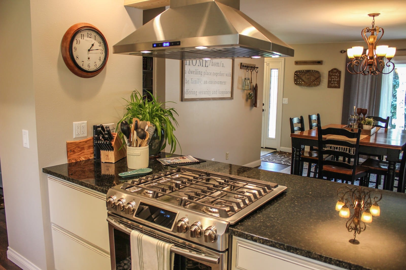 Valerie S. Vasquez | Casper, WY REALTOR | Real Estate Leaders, photo 2