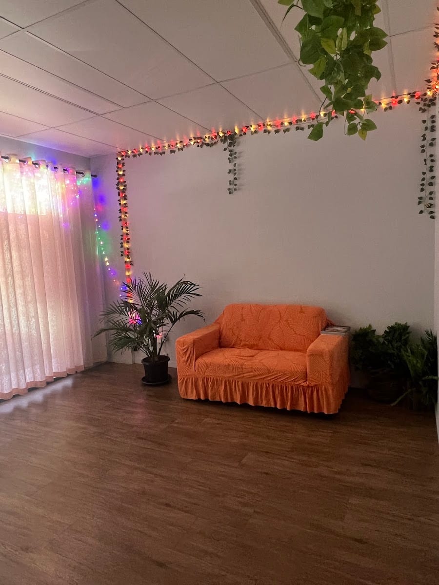 Sunshine Massage, photo 2