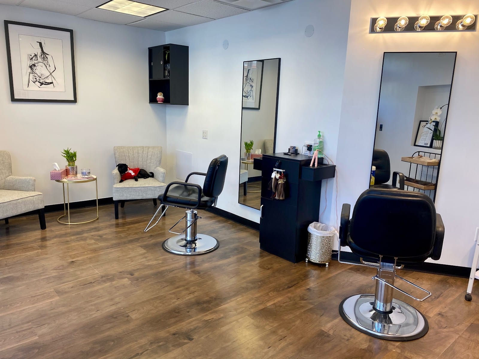 Locks & Tresses