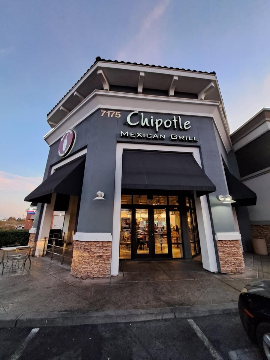 Chipotle Mexican Grill, photo 2