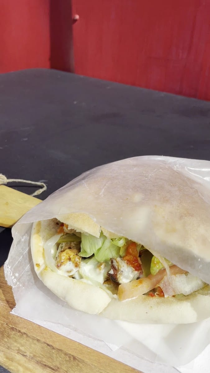 Mays Alreem Halal Food Truck, photo 3