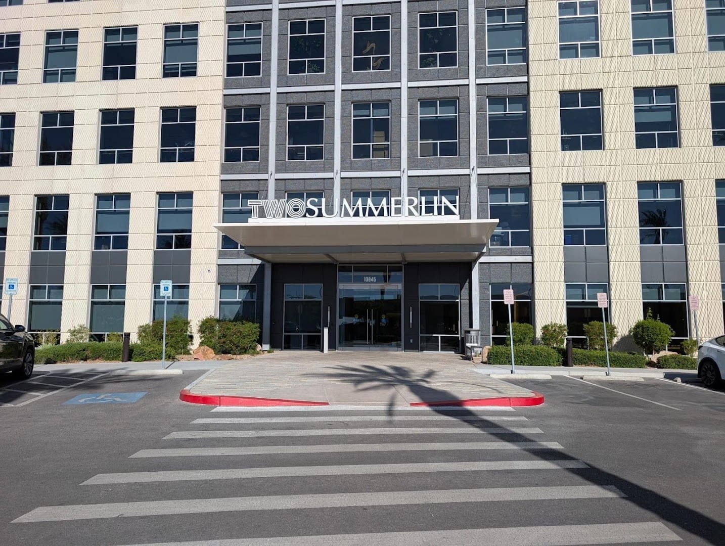Cushman & Wakefield - Commercial Real Estate Services, photo 2