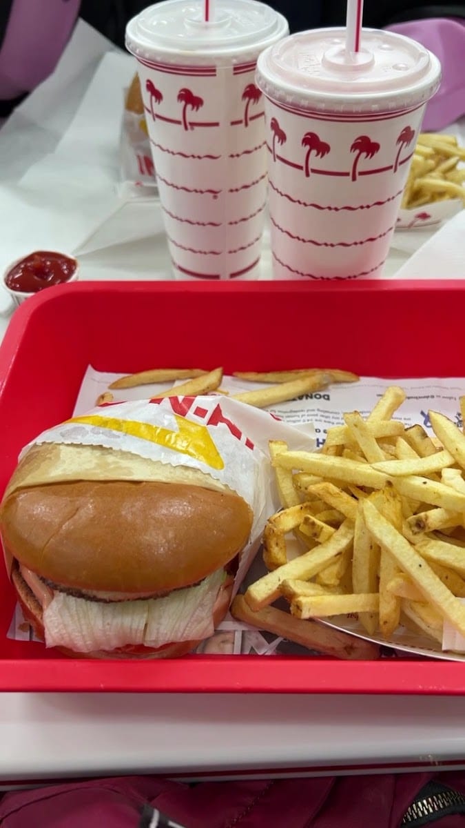 In-N-Out Burger, photo 3