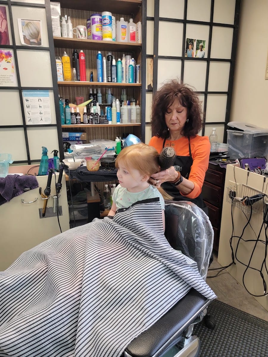 Reflections Hair Salon, photo 3