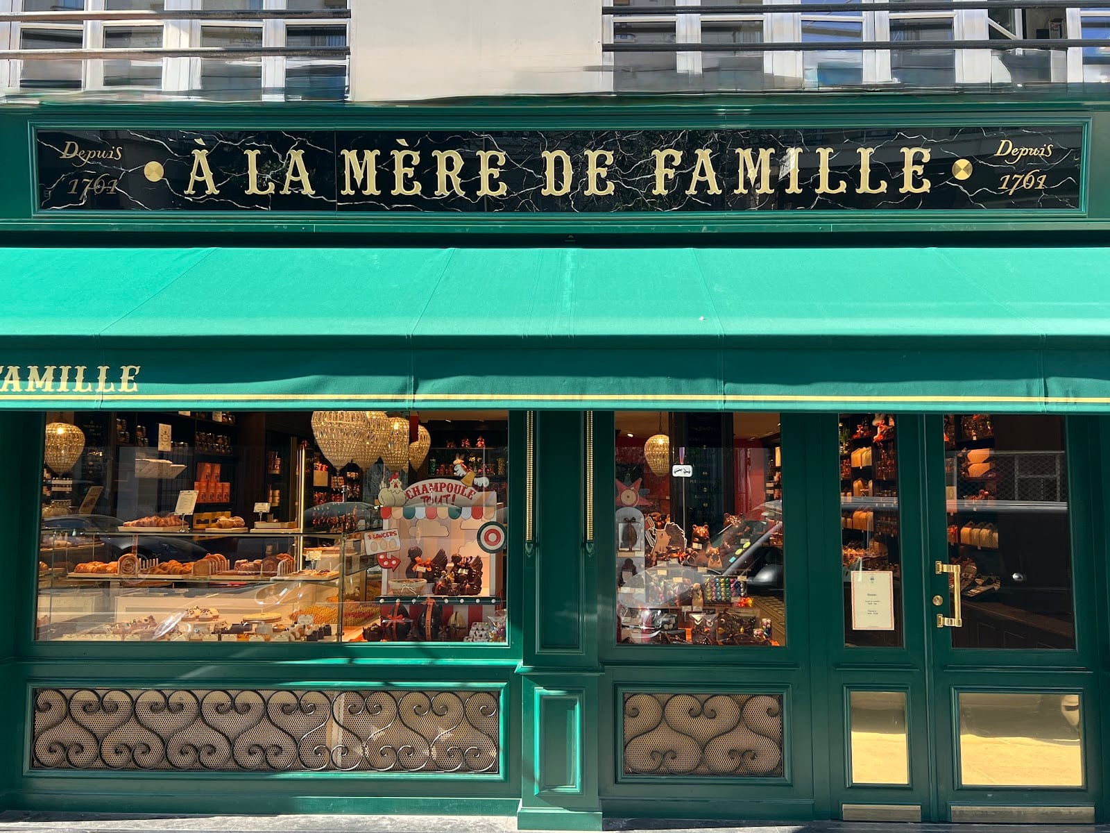 À la Mère de Famille