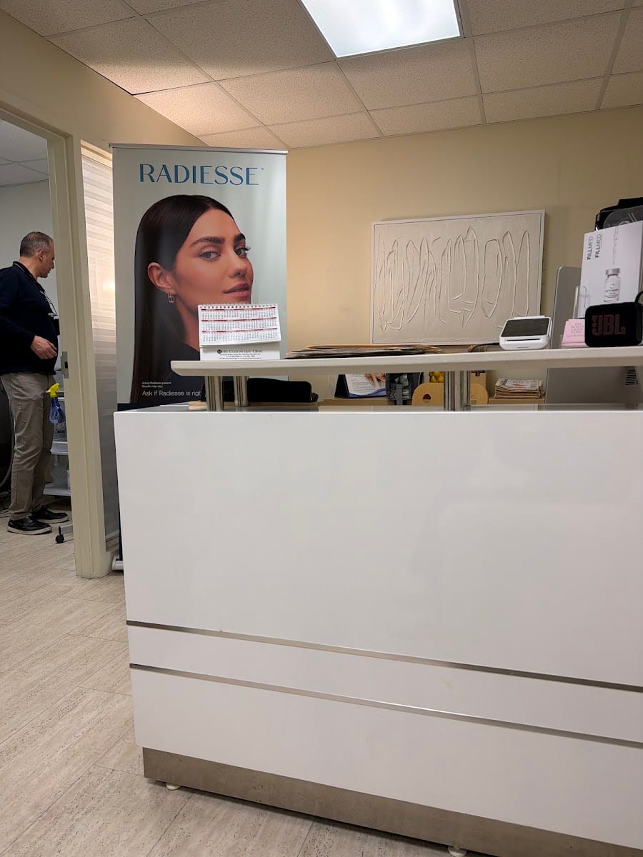 Professional Laser and Skin Clinic