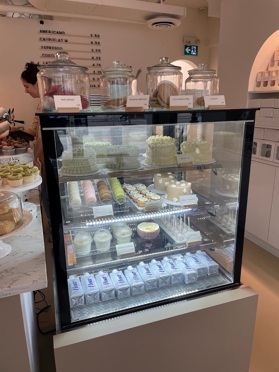 Velvet Lane Cakes, photo 4