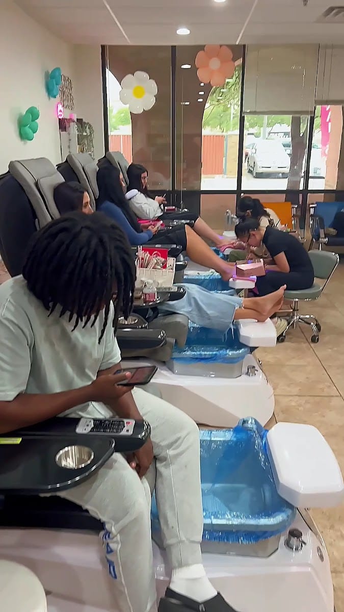 Magic Nails & Spa, photo 2