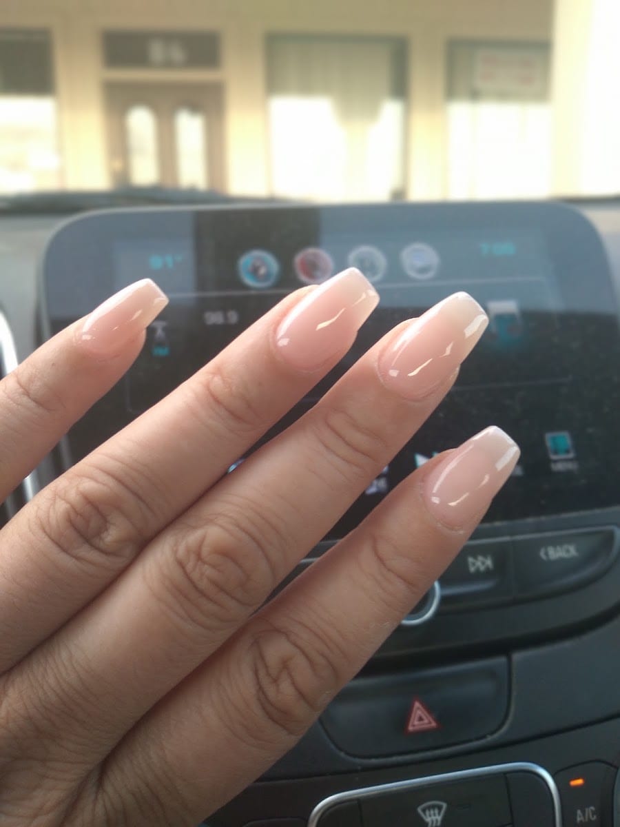 Q2 Nails LLC