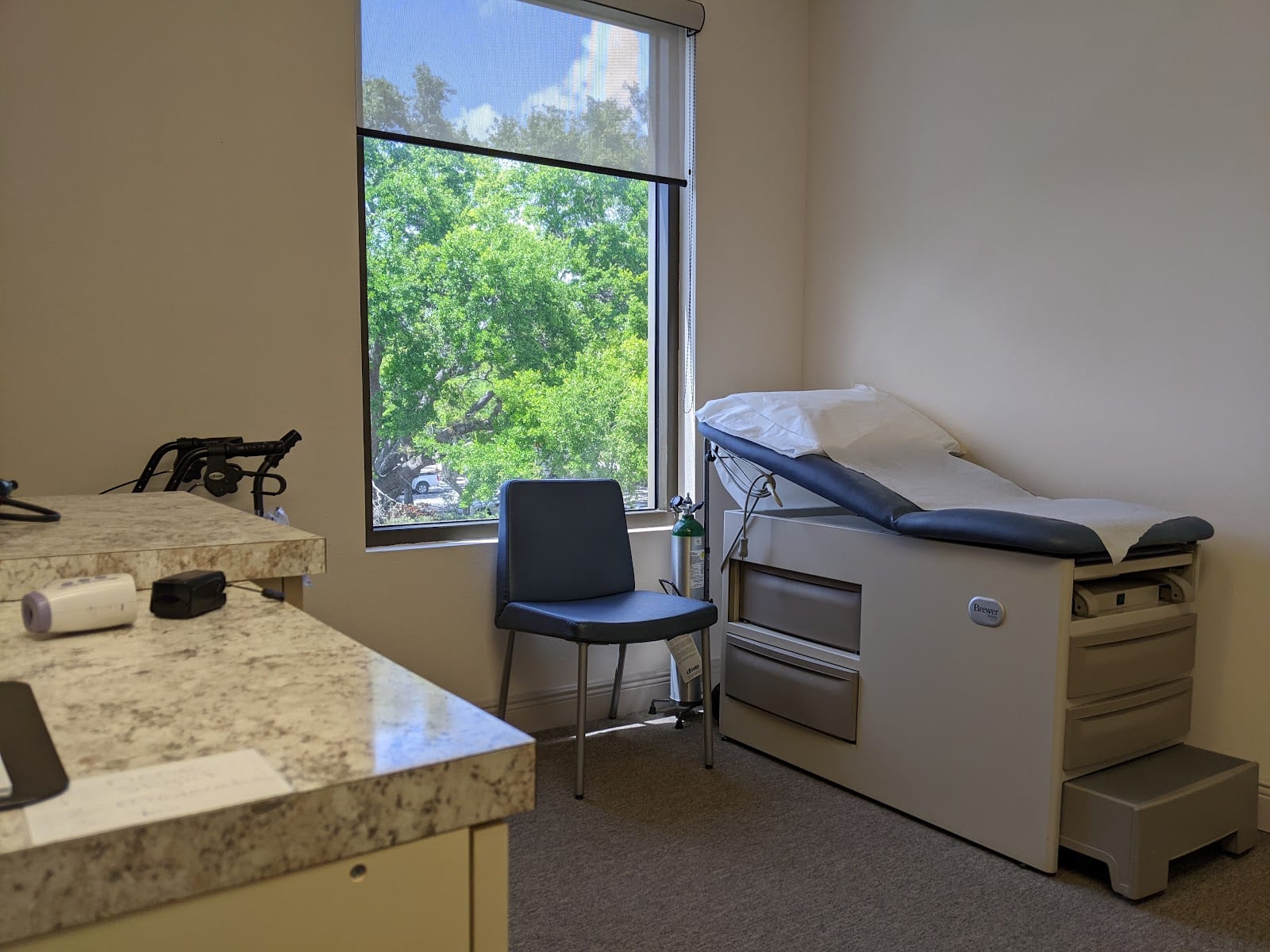 Walid Tanyous, MD/Tammy Baker, photo 3