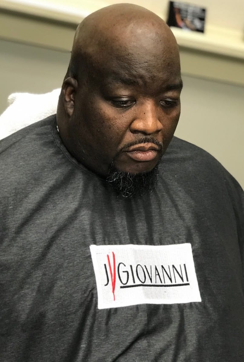 J. Giovanni Cuts, photo 3