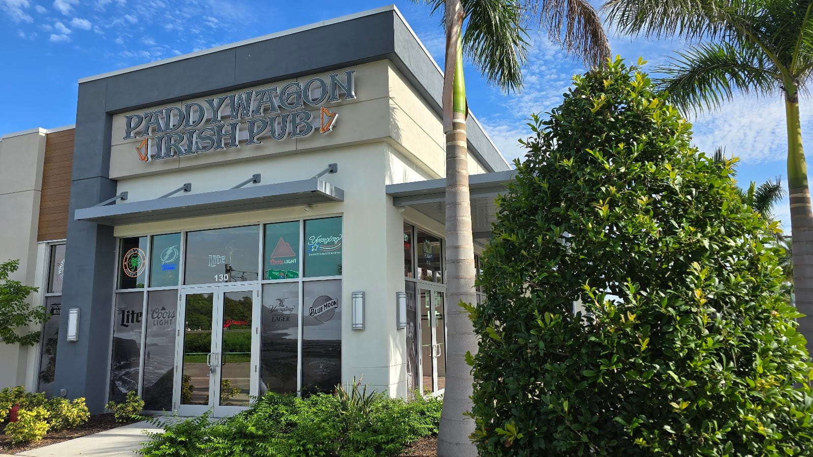 Paddy Wagon Irish Pub - Fruitville Commons