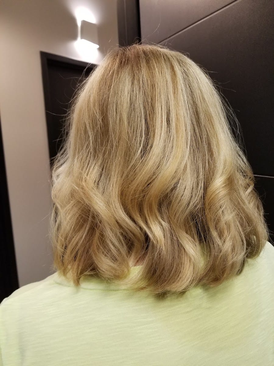 A Cheryl Thomas Salon, photo 2