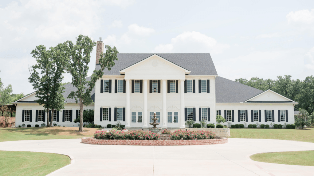 The Milestone Mansion Aubrey, photo 2
