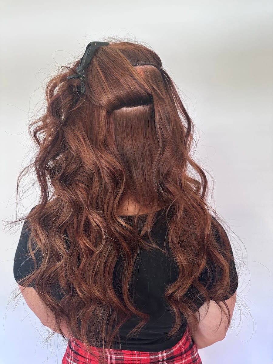 Kalen Berry | Invisible Bead Extension certified stylist LBK, photo 2