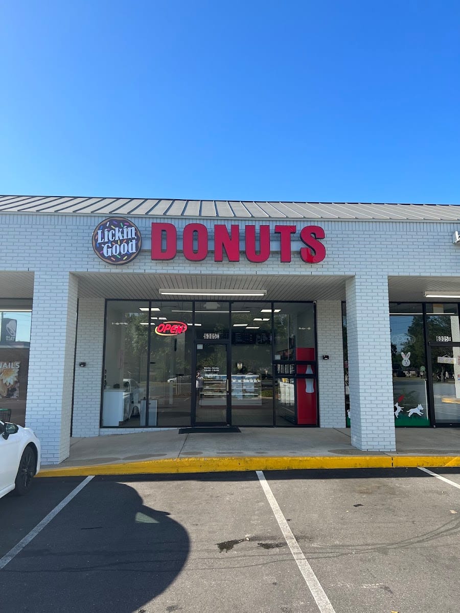 Lickin Good Donuts, photo 2